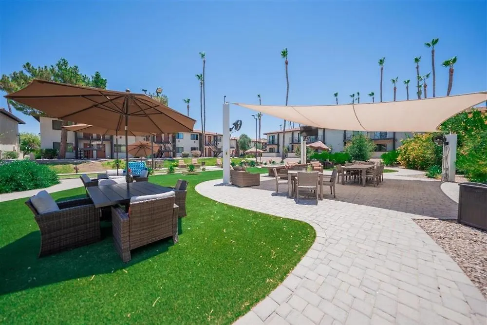 109 Fully Furnished 1Br Suite-Prime Location سكوتسدايل